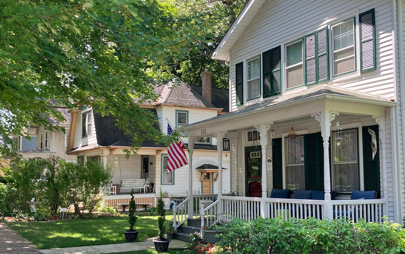 historic district vertical white house cropped.jpg