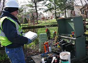 Workers begin the 2017 cable injection project